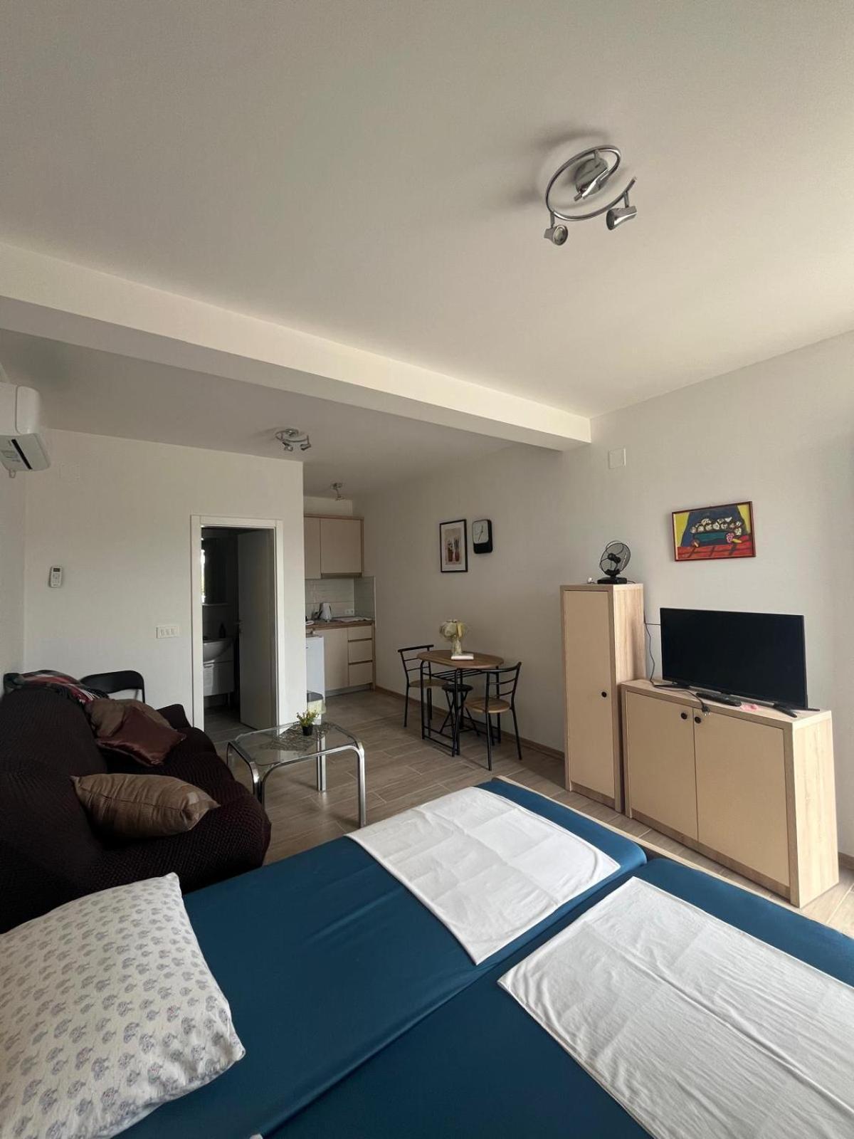 Apartmani Markic เนอุม ภายนอก รูปภาพ