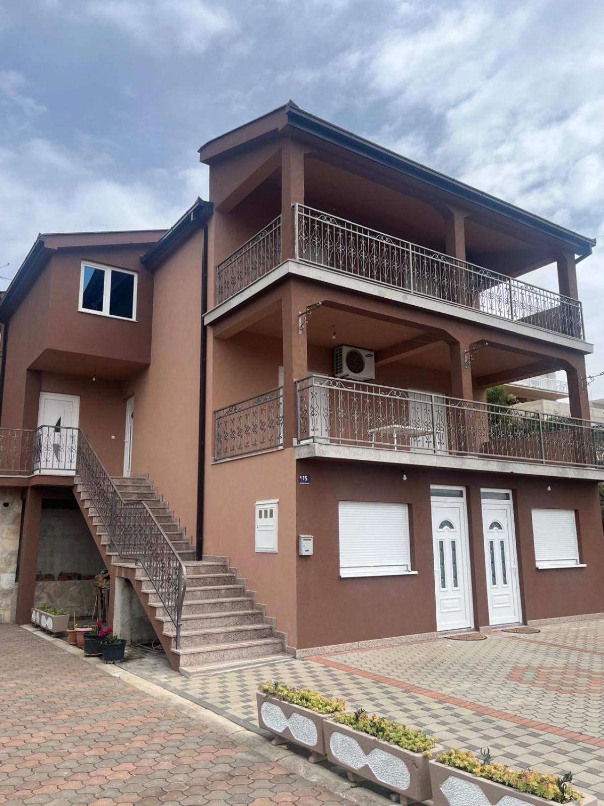 Apartmani Markic เนอุม ภายนอก รูปภาพ